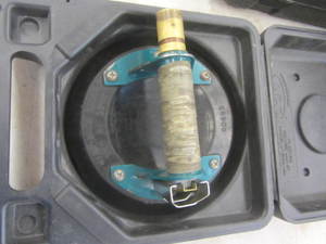 lot 93 image: WPG Woods PowrGrip G0695 vacuum gr...