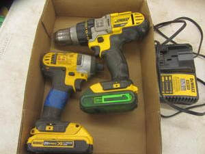 lot 193 image: DeWalt 20V hammer drill, 14 impac...