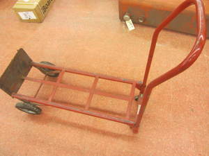 lot 200 image: Cart, hard rubber tire, convertible...