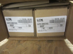 lot 237 image: LCN 4040XP Super Smoothee door clos...