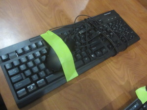 lot 264 image: Gearhead keyboard & mouse...