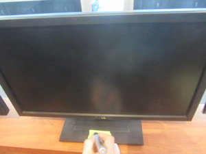 lot 267 image: Dell monitor, 22...