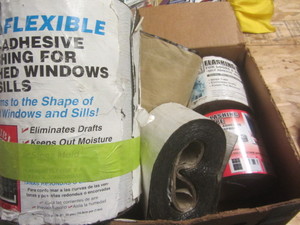 lot 295 image: Window tape, misc. rolls, new 4...