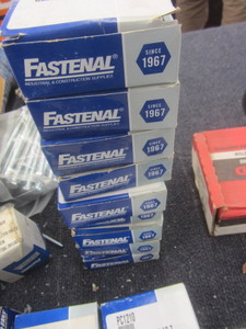 lot 316 image: Stainless steel screws 10 boxes