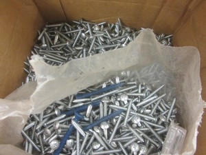 lot 334 image: Screws, 1-14 #10 ...