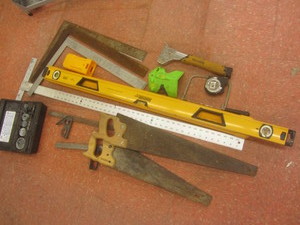 lot 344 image: Hole saws, Johnson T-square & level...