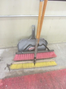 lot 346 image: Two shop brooms, garage dust pan...