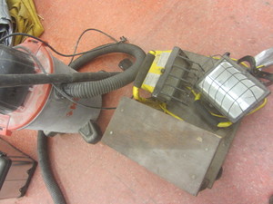 lot 347 image: Husky 6 gallon shop vac, mechanics ...