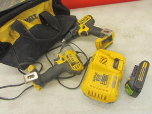 lot 182 image: DeWalt 20V tool set 14 impact, 1...