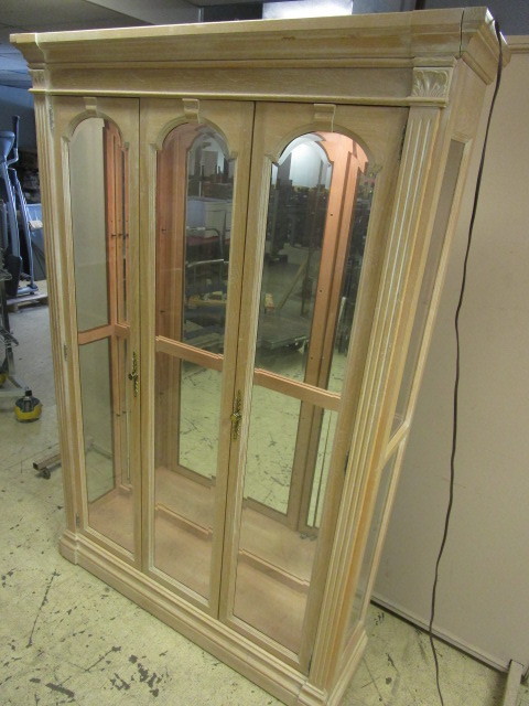lot 317 image: CURIO CABINET
