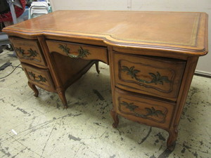 lot 322 image: SOLID WOOD DESK, WITH DECORATIVE CLAW FEET AND HANDLES