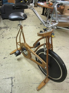 lot 349 image: VINTAGE SCHWINN EXERCISER BIKE
