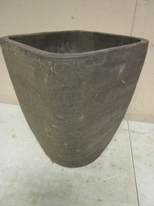 lot 357 image: BACHMANS LAGUNA SQUARE PLANTER