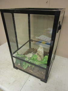 lot 381 image: FRESH AIR HABITAT, FOR SMALL REPTILES