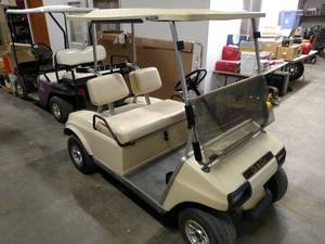 Club Car Gas Golf Cart, Good Workin...