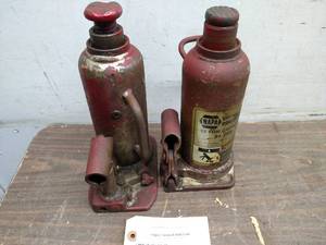 (2) Bottle Jacks, Works...