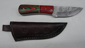 lot 25 image: Damascus Steel Fixed Blade Knife With Leather Sheath