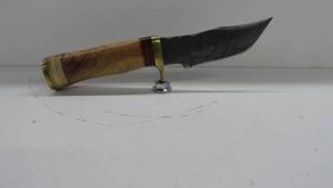 lot 37 image: Damascus Steel Fixed Blade Knife With Leather Sheath
