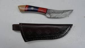lot 41 image: Damascus Steel Fixed Blade Knife With Leather Sheath