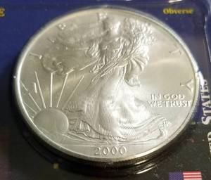2000 AMERICAN SILVER EAGLE 1 TROY OZ. .999 FINE SILVER SEALED