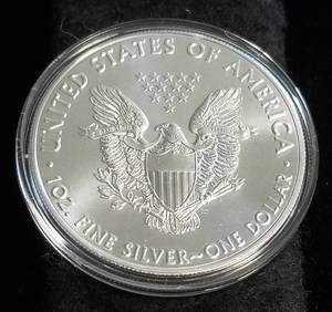 2020 AMERICAN SILVER EAGLE 1 TROY OZ. .999 FINE SILVER IN AIRTITE