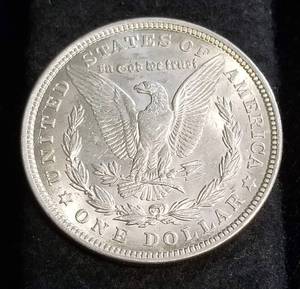 1921 MORGAN SILVER DOLLAR UNC