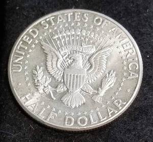 1964 KENNEDY HALF DOLLAR 90% SILVER