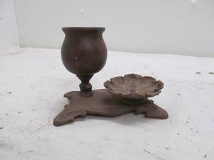 Vintage cigar ashtray