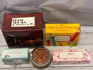 Lot of 5 Vintage Avon Items (many of these Avon Items sell on Ebay from $5-38)
