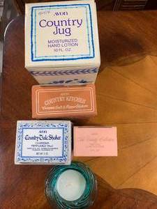 Lot of 5 Vintage Avon Items (many of these Avon Items sell on Ebay from $5-38)