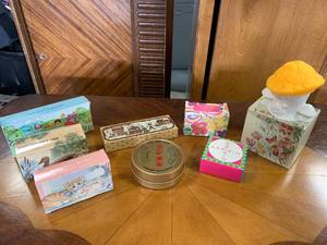 Lot of 8 Vintage Avon Items (many of these Avon Items sell on Ebay from $5-38)