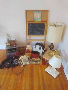 lot 153 image: Miscellaneous Housewares