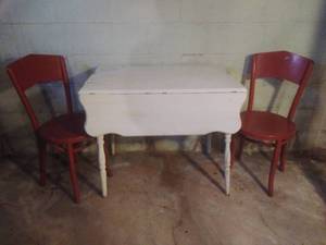 lot 136 image: Vintage Wooden Dining Table with Two Chairs