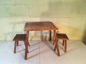 lot 211 image: Small Vintage Oak Table with Two Stools