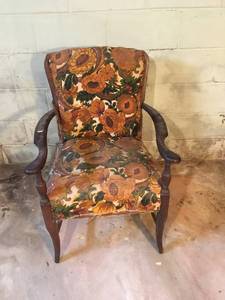lot 216 image: Old Arm Chair