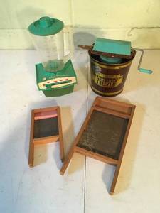 lot 230 image: Collection of Childrens Home Toys