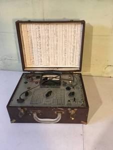lot 237 image: VIS-U-All Tube checker