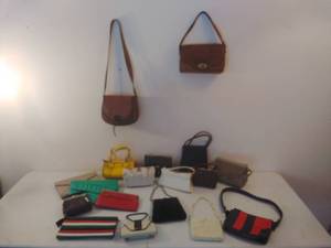 lot 22 image: Collection of Vintage Handbags