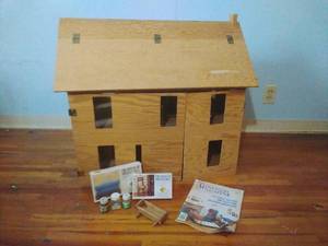 lot 49 image: Wooden Doll House