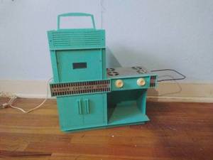 lot 50 image: Vintage Kenner Easy-Bake Oven