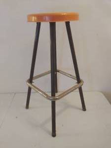 lot 61 image: Vintage Barstool