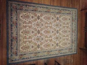 lot 87 image: Area Rug