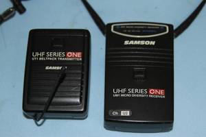 lot 115 image: Samson UHF Series One Wireless Microphone  Mic Transmitter & Receiver System