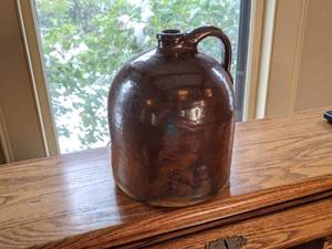 lot 44 image: Brown Stoneware Jug
