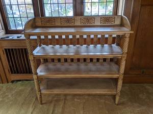 lot 14 image: Wood shelving unit with lattice shelves