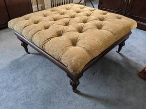 lot 29 image: Rather Large Ottoman