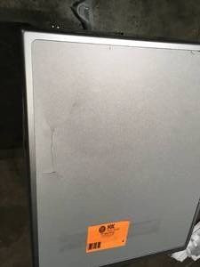 SPT DISHWASHER SMALL DENTS ON SIDE SEE PICS