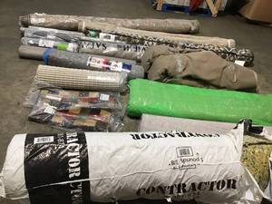 ASSORTED PALLET WITH MIXED MATSRUGS SEE PICS
