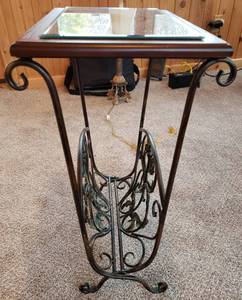 lot 10 image: Wrought iron Magazine rack plant stand
