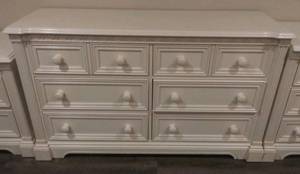 lot 68 image: White bedroom set with writing night stand
